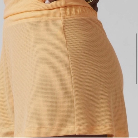 NWT ATHLETA WIND DOWN SLEEP SHORT IN LUNARIA YELLOW SZ 3X - Picture 3 of 5